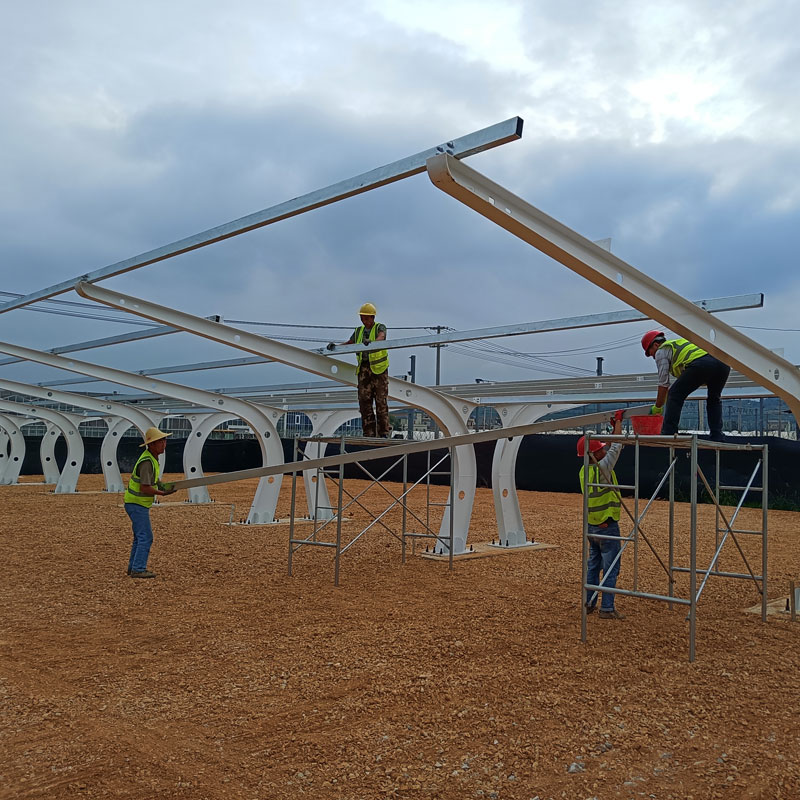 云南曲靖光伏車棚項目