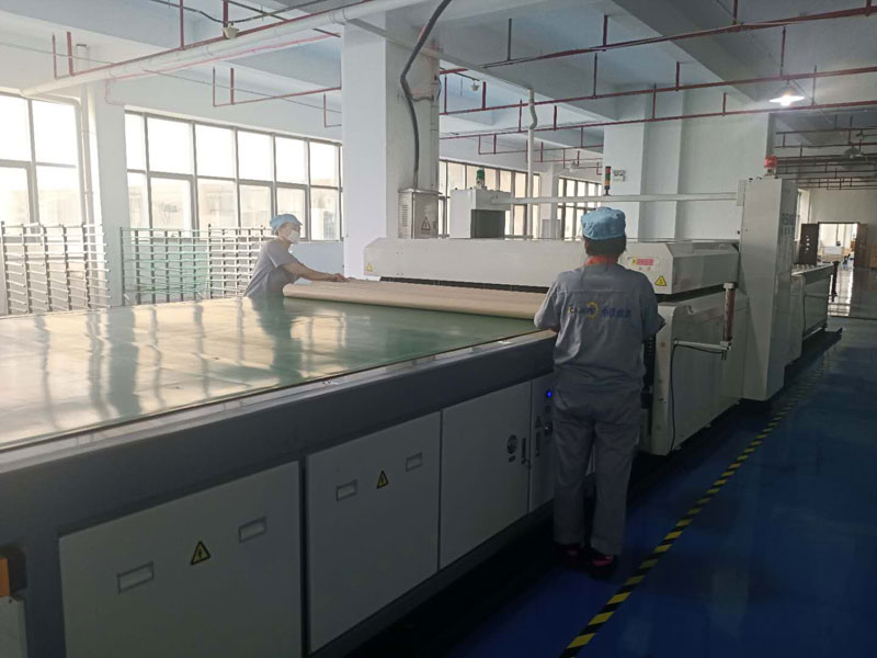 光伏組件全自動(dòng)層壓機(jī)